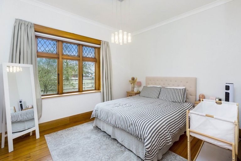 Photo of property in 30 Granville Street, Silverstream, Upper Hutt, 5019