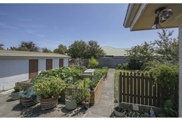 Photo of property in 2 Manchester Place, Rangiora, 7400