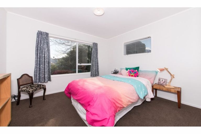Photo of property in 24 Venus Place, Half Moon Bay, Auckland, 2012