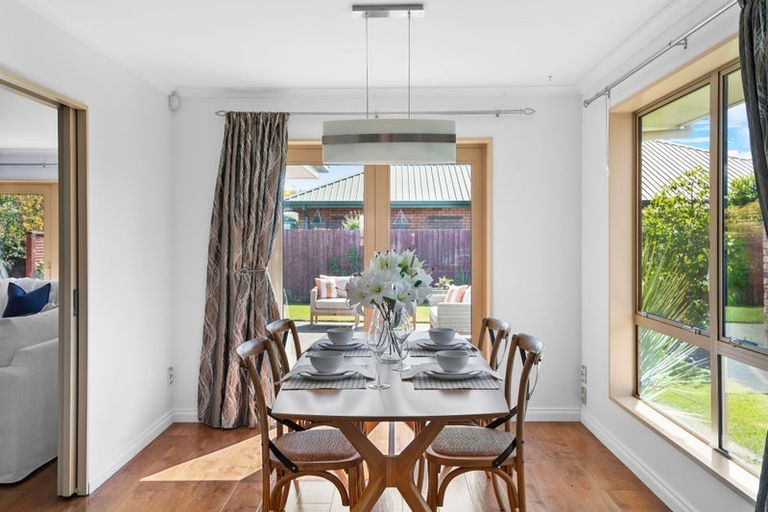 Photo of property in 43a Coolspring Way, Redwood, Christchurch, 8051