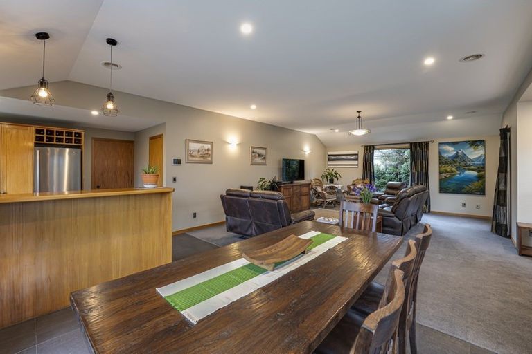 Photo of property in 5 Castalia Drive, Lake Hayes, Queenstown, 9304