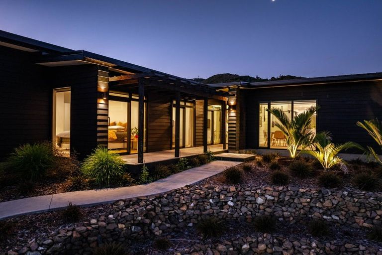 Photo of property in 84 Robert Hastie Drive, Mangawhai, 0573