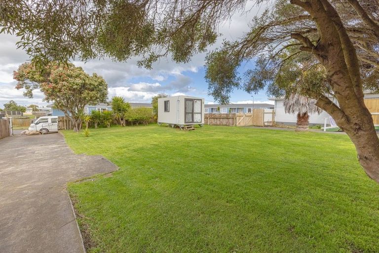 Photo of property in 4 Kupe Place, Castlecliff, Whanganui, 4501