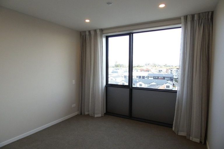 Photo of property in 401/57 Mapou Road, Hobsonville, Auckland, 0616