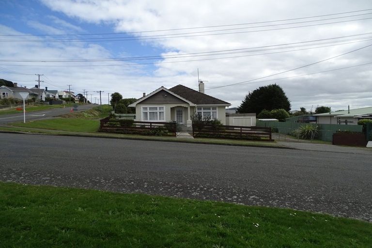 Photo of property in 31 Palmer Street, Bluff, 9814