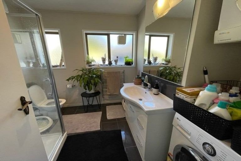 Photo of property in 3/17 Paris Place, Birkenhead, Auckland, 0626