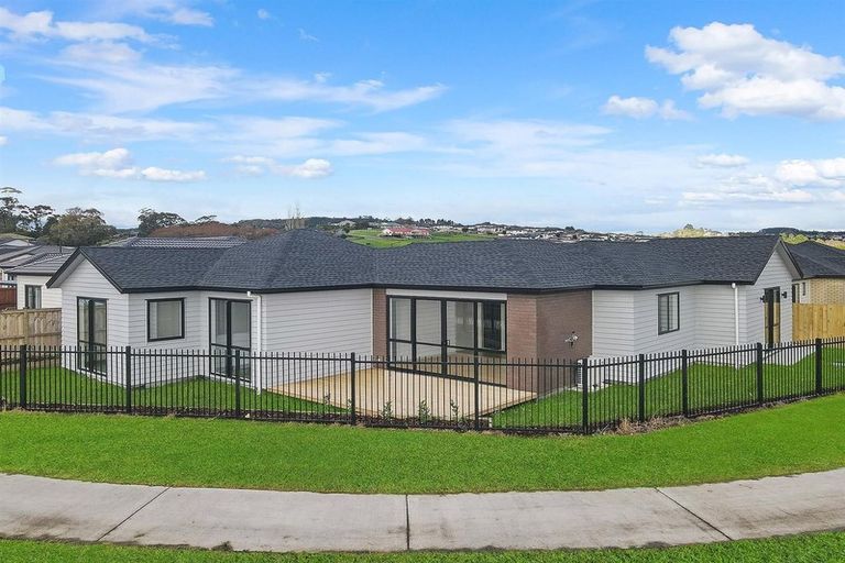Photo of property in 52 Perkins Street, Papakura, 2110