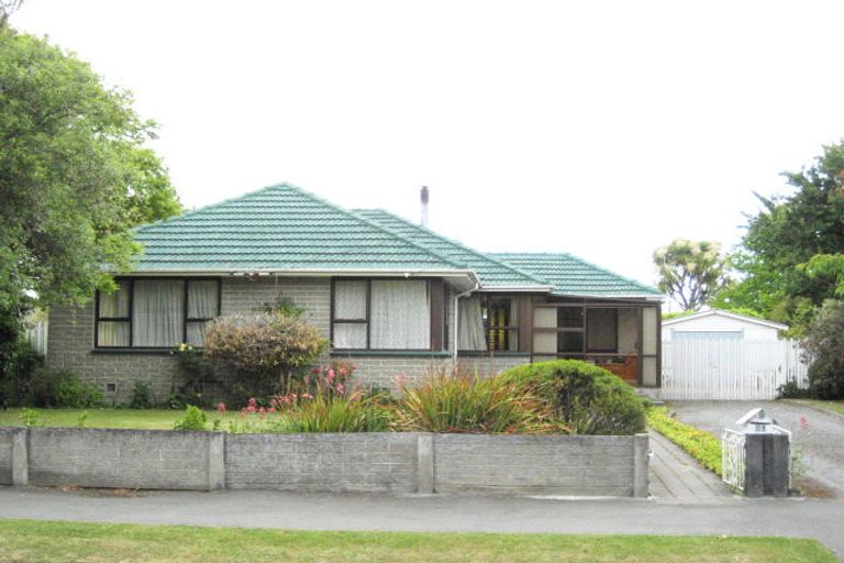 Photo of property in 21 Gainford Street, Avonhead, Christchurch, 8042