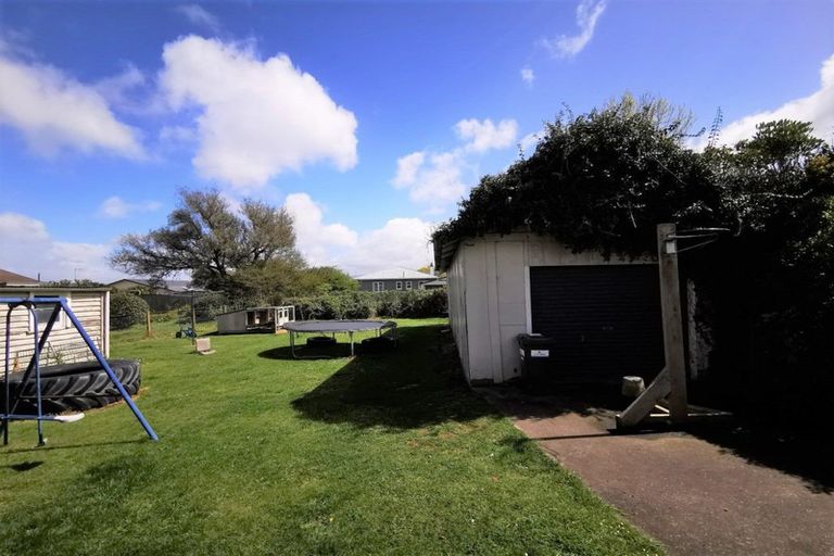 Photo of property in 15 Thyra Street, Dannevirke, 4930