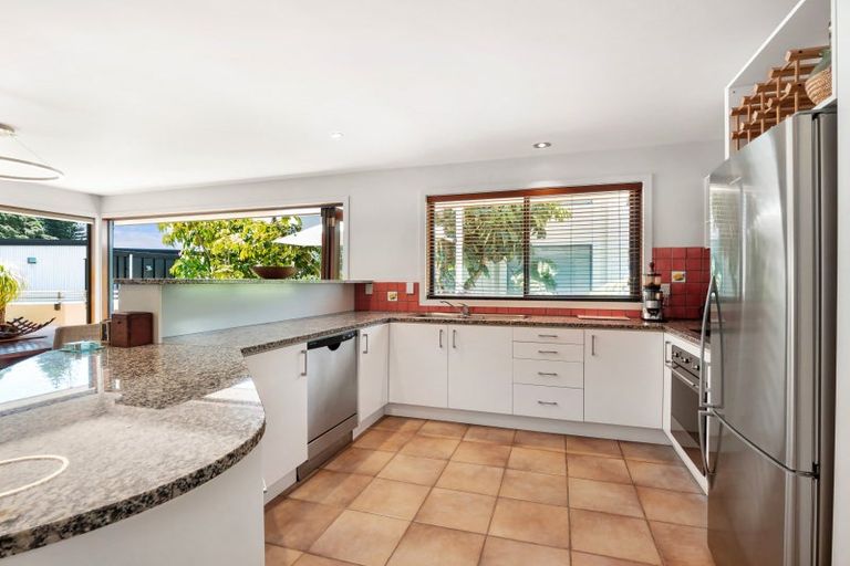Photo of property in 4b Rita Street, Mount Maunganui, 3116