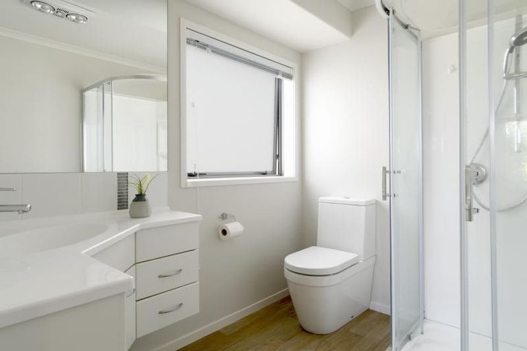 Photo of property in 156 Oteki Park Drive, Welcome Bay, Tauranga, 3112