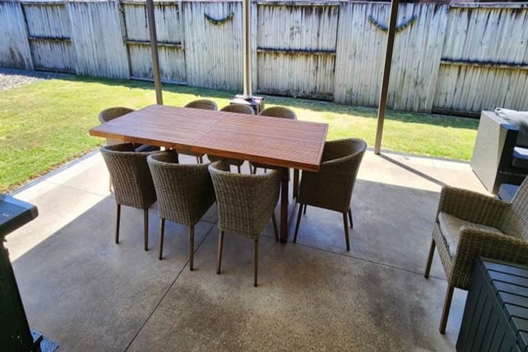 Photo of property in 120 Twin Oak Avenue, Papamoa Beach, Papamoa, 3118
