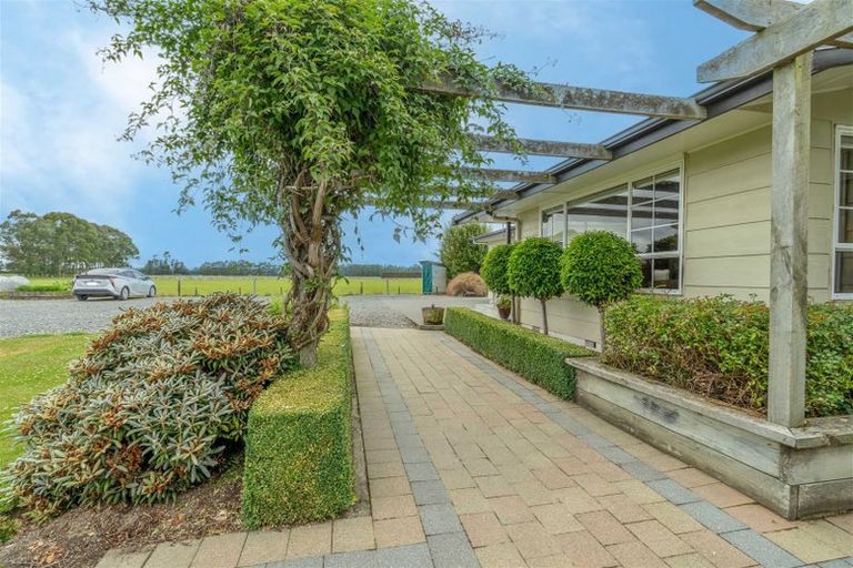 Photo of property in 179 Winton-lorneville Highway, Thomsons Crossing, Winton, 9781