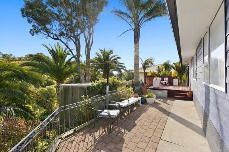 Photo of property in 44 Rangitake Drive, Spotswood, New Plymouth, 4310