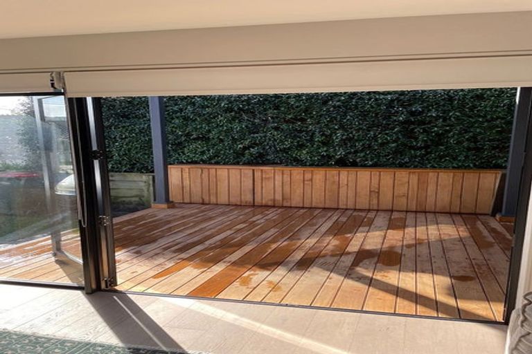 Photo of property in 91 Lake Road, Belmont, Auckland, 0622