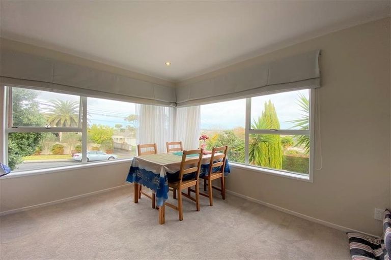 Photo of property in 1/13 Richards Avenue, Forrest Hill, Auckland, 0620