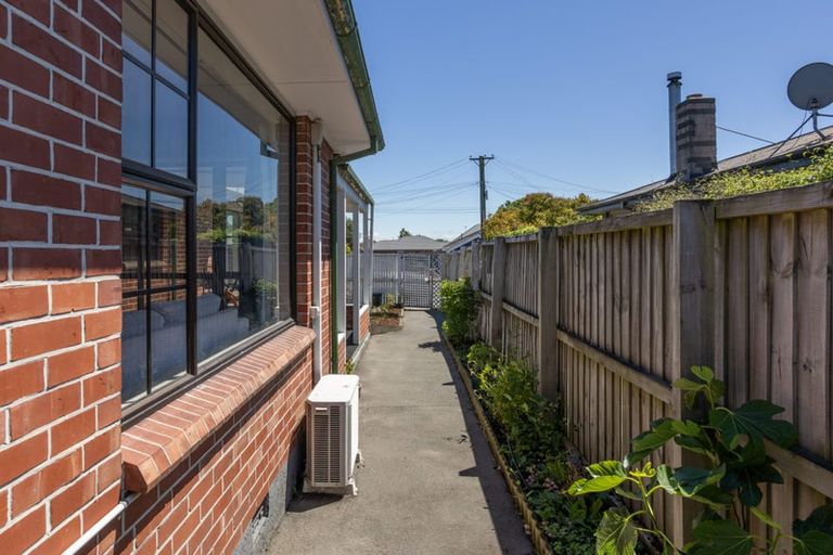 Photo of property in 1/39 Harris Crescent, Papanui, Christchurch, 8053