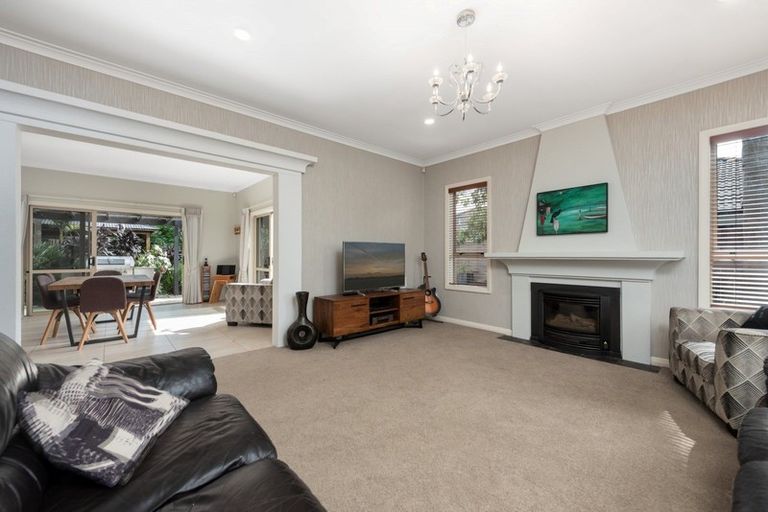 Photo of property in 24 Oreti Crescent, Papamoa Beach, Papamoa, 3118