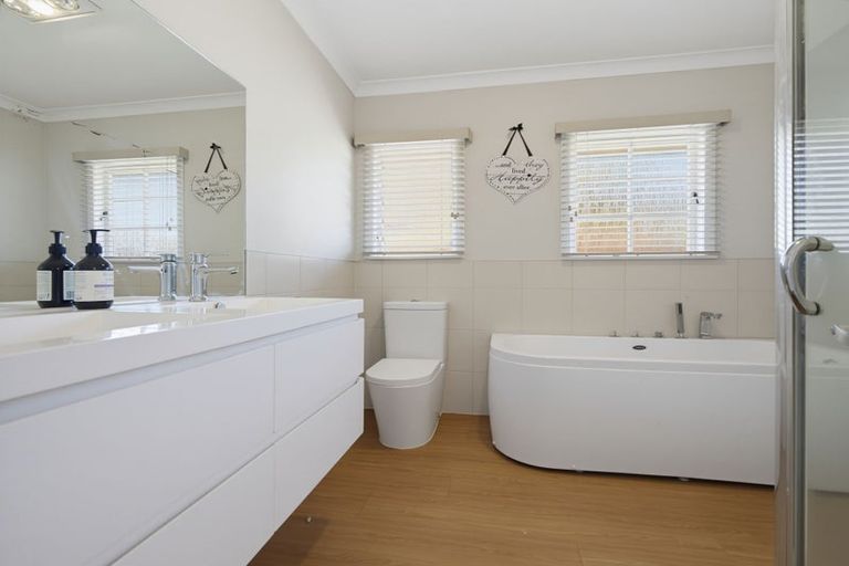 Photo of property in 35 Fitzroy Avenue, Fitzroy, Hamilton, 3206