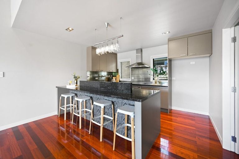 Photo of property in 10 Farleigh Close, Huntington, Hamilton, 3210