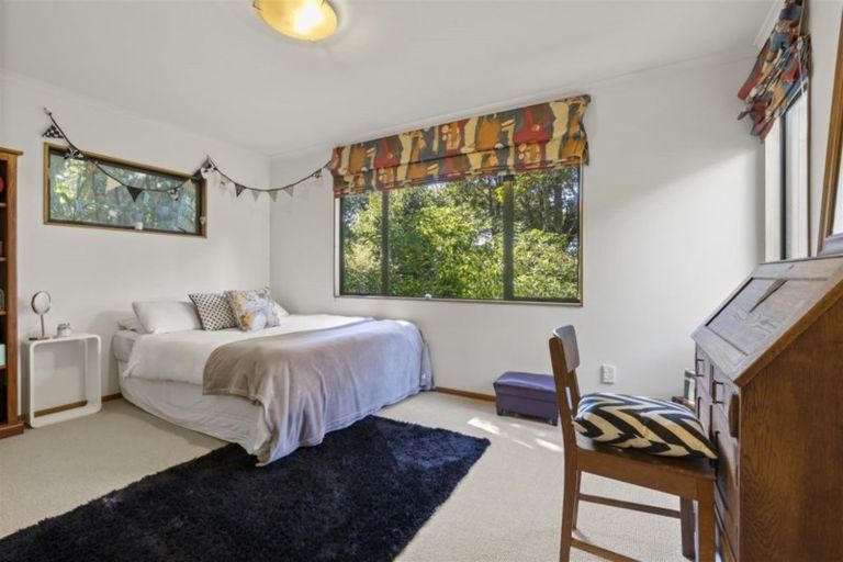 Photo of property in 24a Seaview Avenue, Northcote, Auckland, 0627