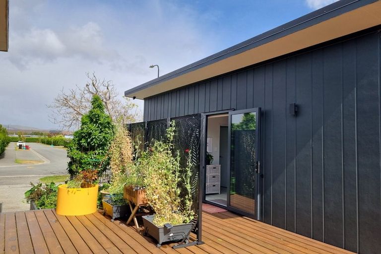 Photo of property in 28 Tuscan Lane, Martinborough, 5711