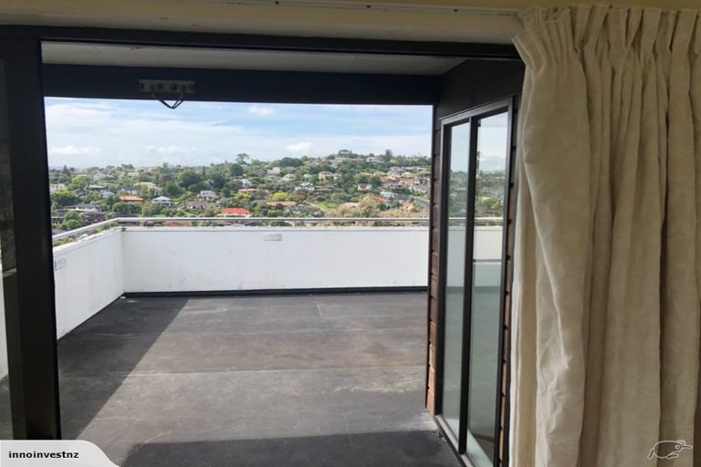 Photo of property in 64 Arran Road, Browns Bay, Auckland, 0630