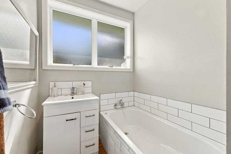 Photo of property in 55 Akaroa Street, Kaiapoi, 7630