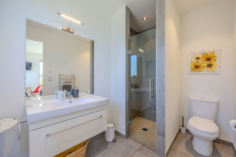 Photo of property in 60 West Meadows Drive, Wanaka, 9305