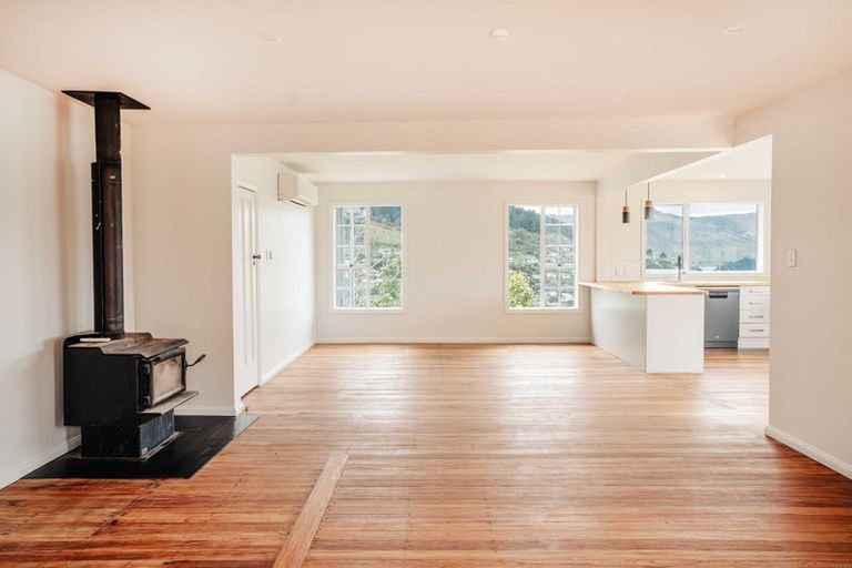 Photo of property in 2 Selwyn Lane, Lyttelton, 8082