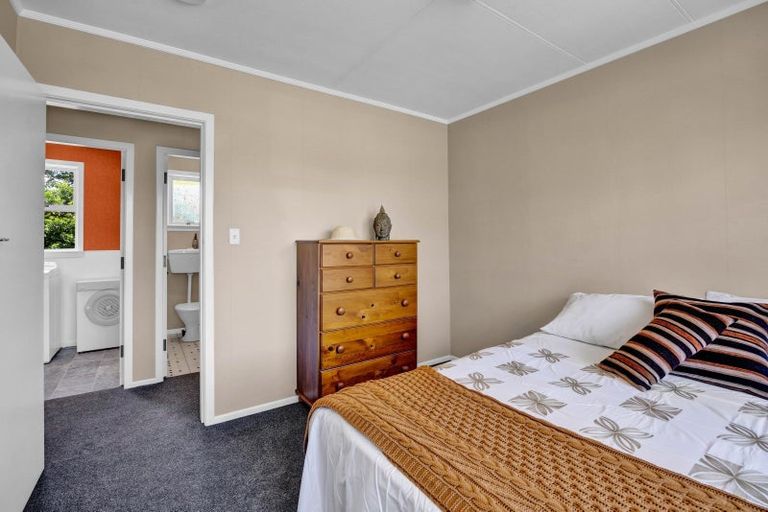 Photo of property in 3 Fyson Place, Hawera, 4610