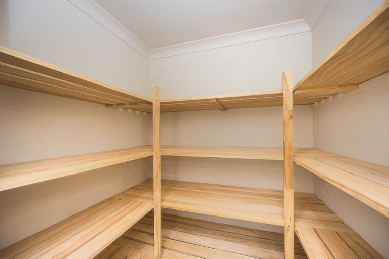 Photo of property in 75 Reid Line West, Feilding, 4777