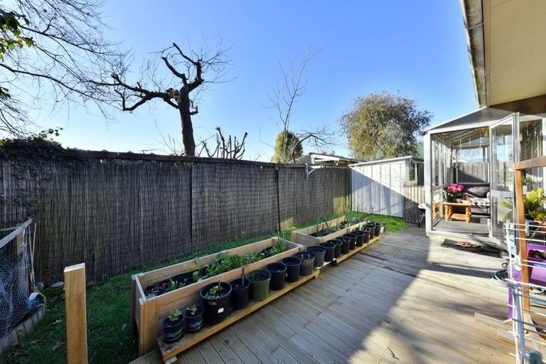 Photo of property in 2/23 Purchas Street, St Albans, Christchurch, 8014