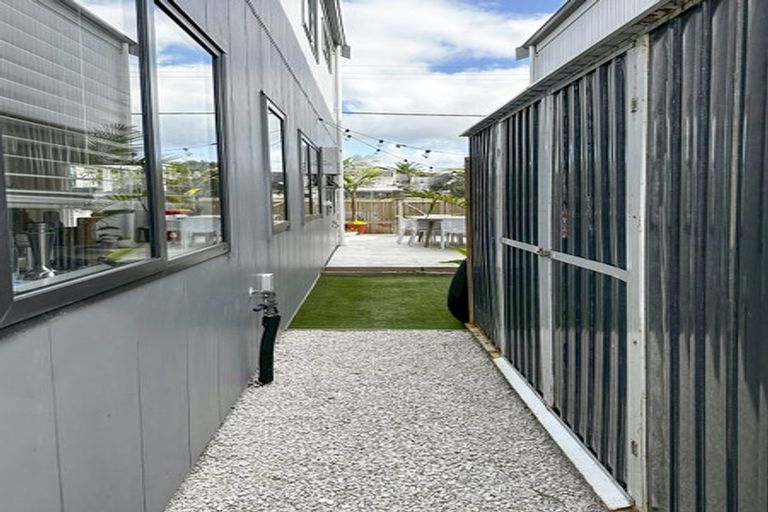 Photo of property in 94e Bay Street, Red Beach, 0932