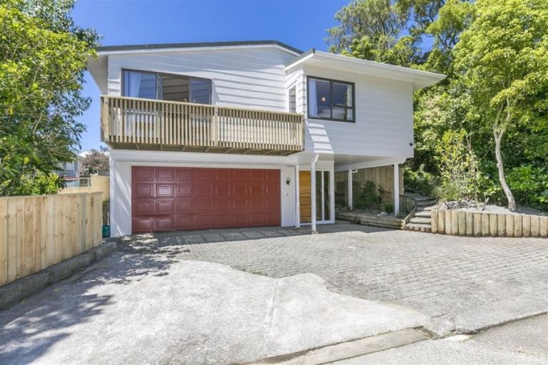 Photo of property in 76 Khandallah Road, Ngaio, Wellington, 6035