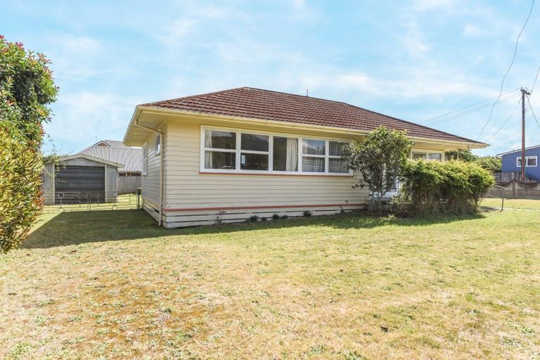 Photo of property in 26 Nikau Street, Stoke, Nelson, 7011