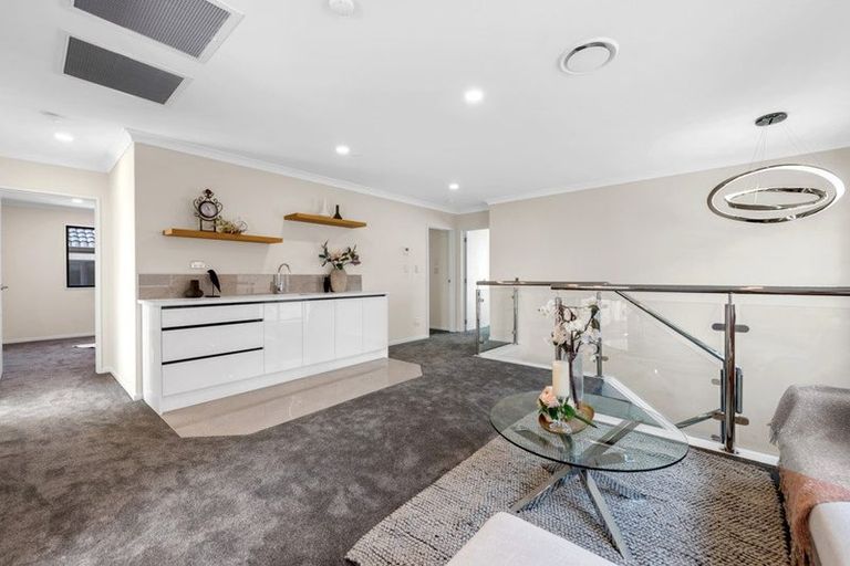 Photo of property in 6 Knockanara Drive, Flat Bush, Auckland, 2019