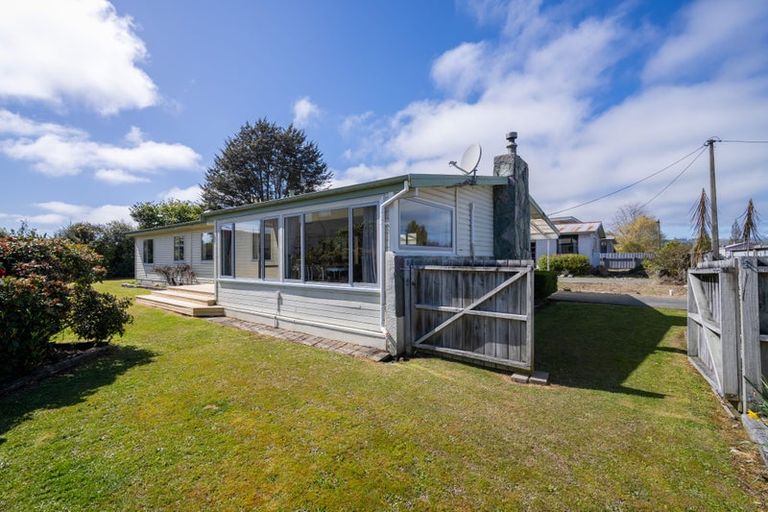 Photo of property in 18 Pompolona Street, Te Anau, 9600