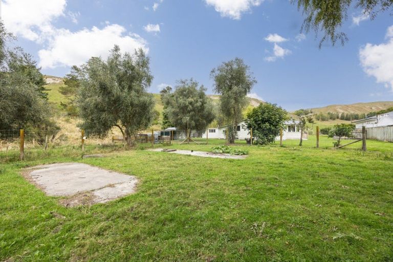 Photo of property in 33 Waikare Coast Road, Putorino, Kotemaori, 4188