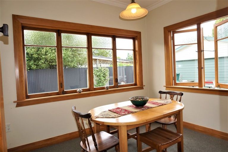 Photo of property in 20 Weraroa Road, Levin, 5510