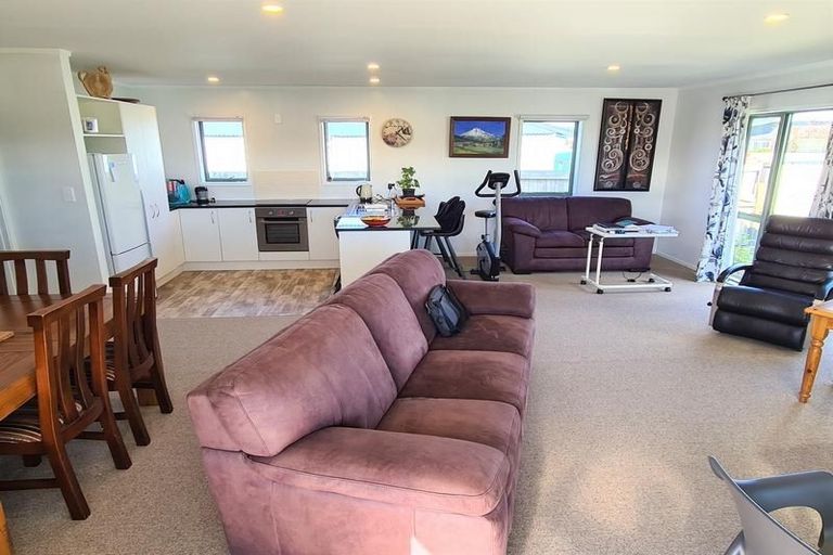 Photo of property in 192 Ngaio Drive, Matarangi, Whitianga, 3592