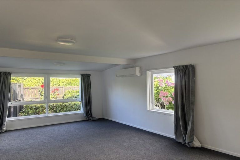 Photo of property in 2/96 Hinau Street, Riccarton, Christchurch, 8041