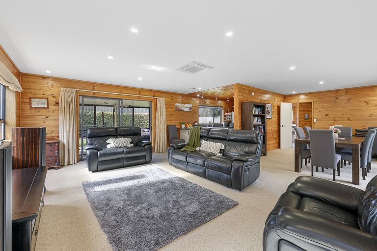 Photo of property in 527 Belcher Street, Pirongia, 3802