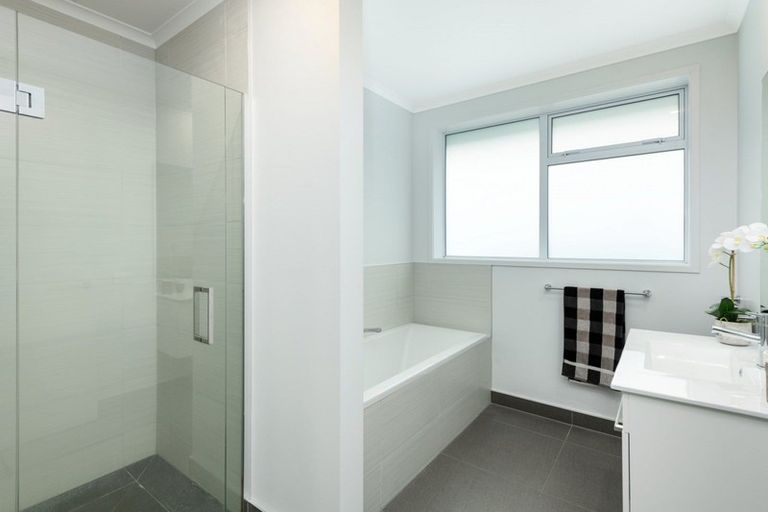 Photo of property in 34 Cassinia Close, Papamoa Beach, Papamoa, 3118