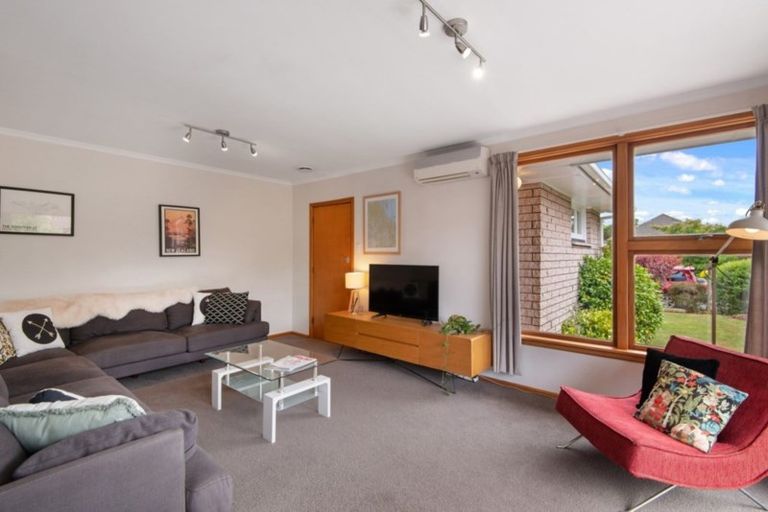 Photo of property in 14 Yardley Street, Avonhead, Christchurch, 8042