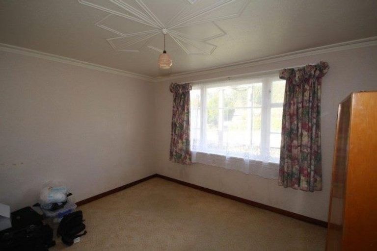 Photo of property in 35 Bradford Street, Bradford, Dunedin, 9011