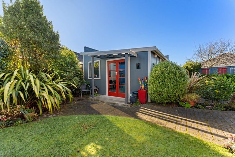 Photo of property in 8 Sullivan Grove, Epuni, Lower Hutt, 5011