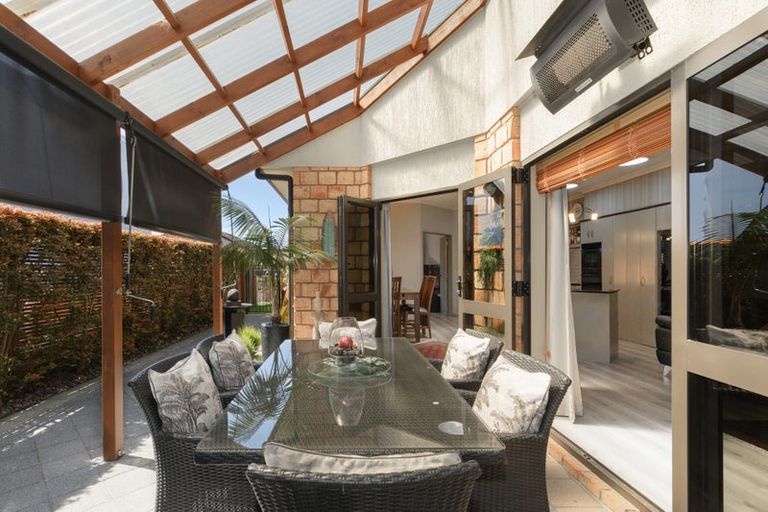 Photo of property in 5 Maldives Way, Papamoa Beach, Papamoa, 3118