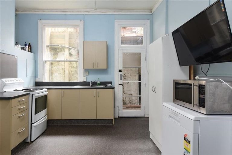 Photo of property in 11 Park Street, North Dunedin, Dunedin, 9016