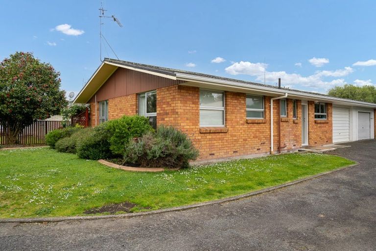 Photo of property in 5a Clare Street, Cambridge, 3434